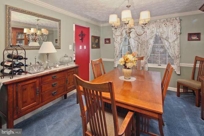8455 Rushing Creek Court Springfield, VA 22153 - Photo 3 of 29 Dining Room