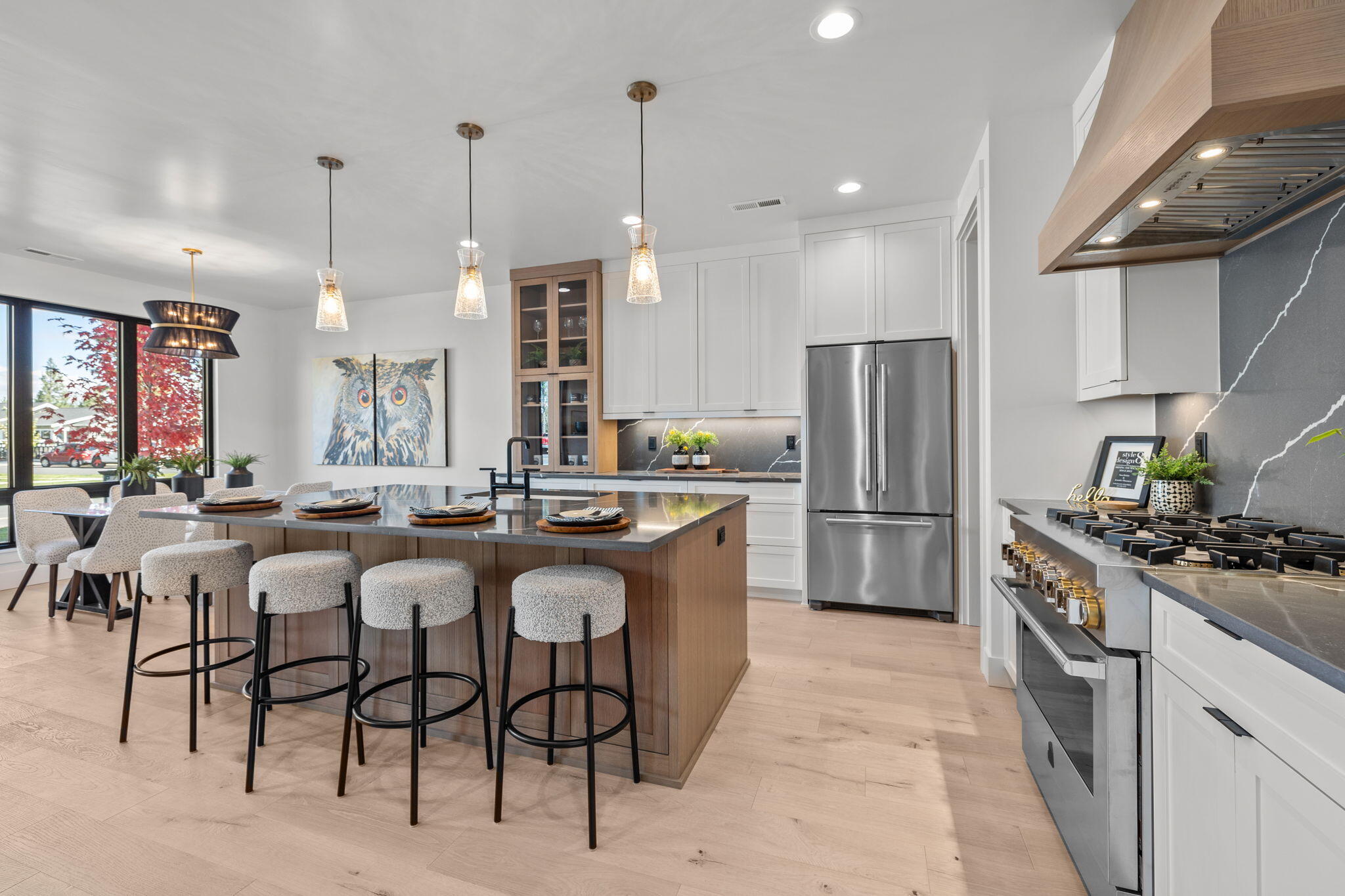 1175 Northwest Skyline Ranch Road Bend, OR 97703 - Photo 4 of 30 Kitchen