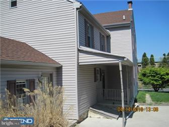 1020 Suburban Road Reading, PA 19605 - Photo 3 of 11