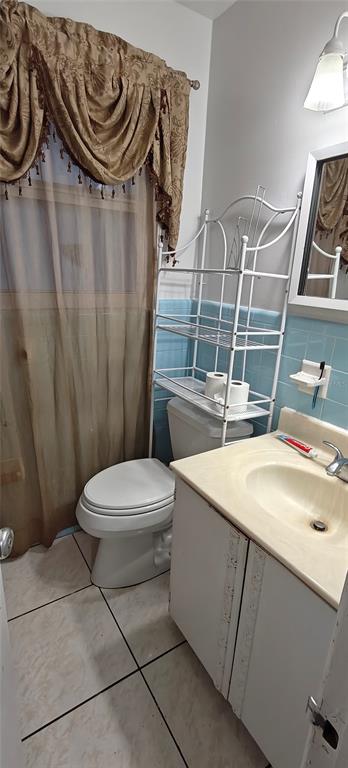 6481 Shenandoah Way Orlando, FL 32807 - Photo 7 of 9