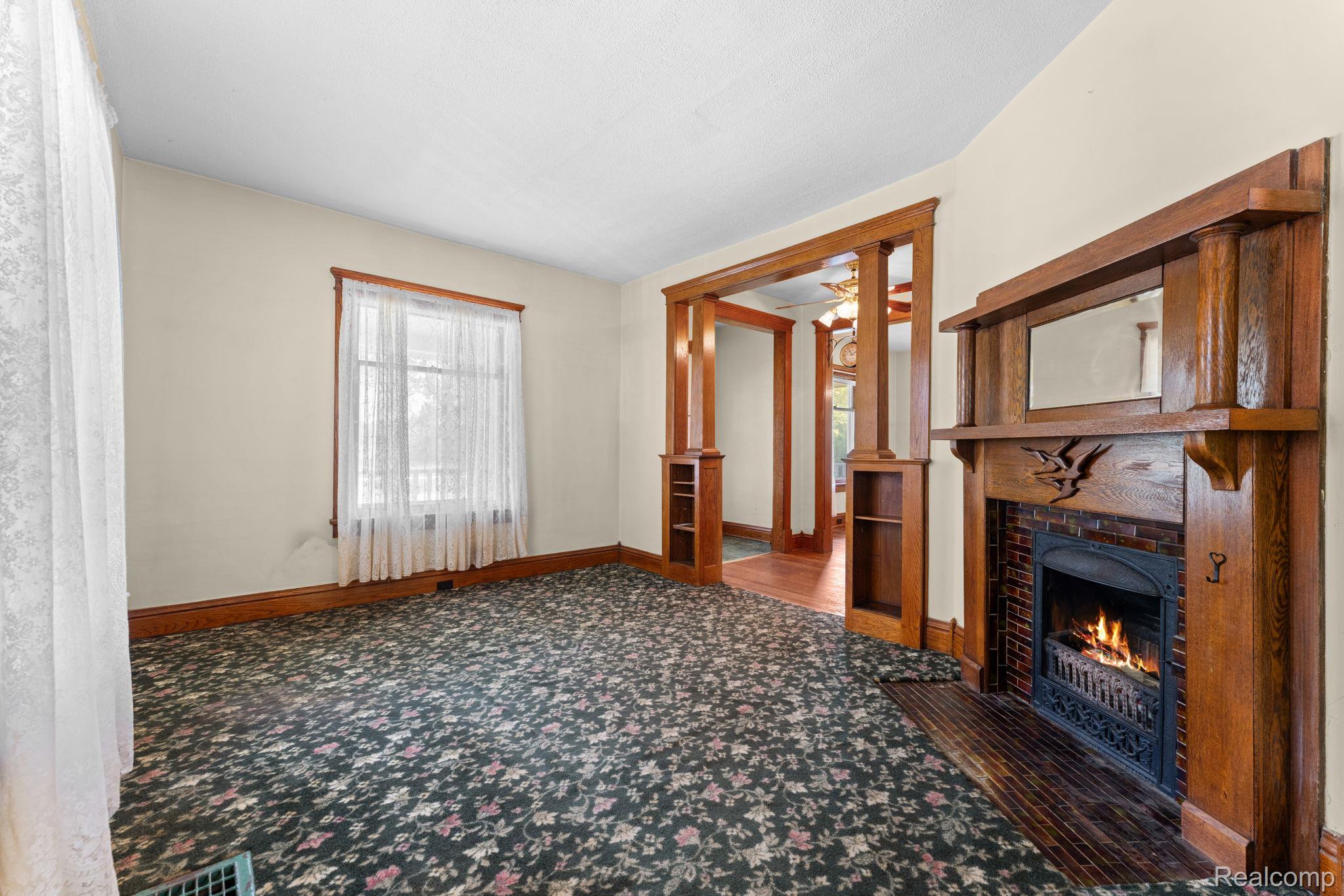138 East Square Lake Road Troy, MI 48085 - Photo 23 of 55 27-web-or-mls-DSC01132.jpg