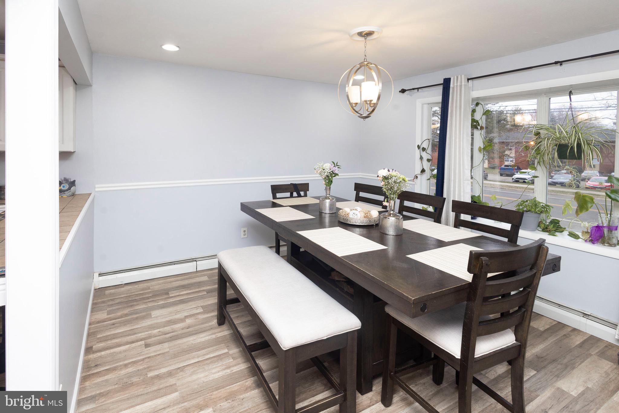 135 Buttonwood Drive Ewing, NJ 08638 - Photo 5 of 31