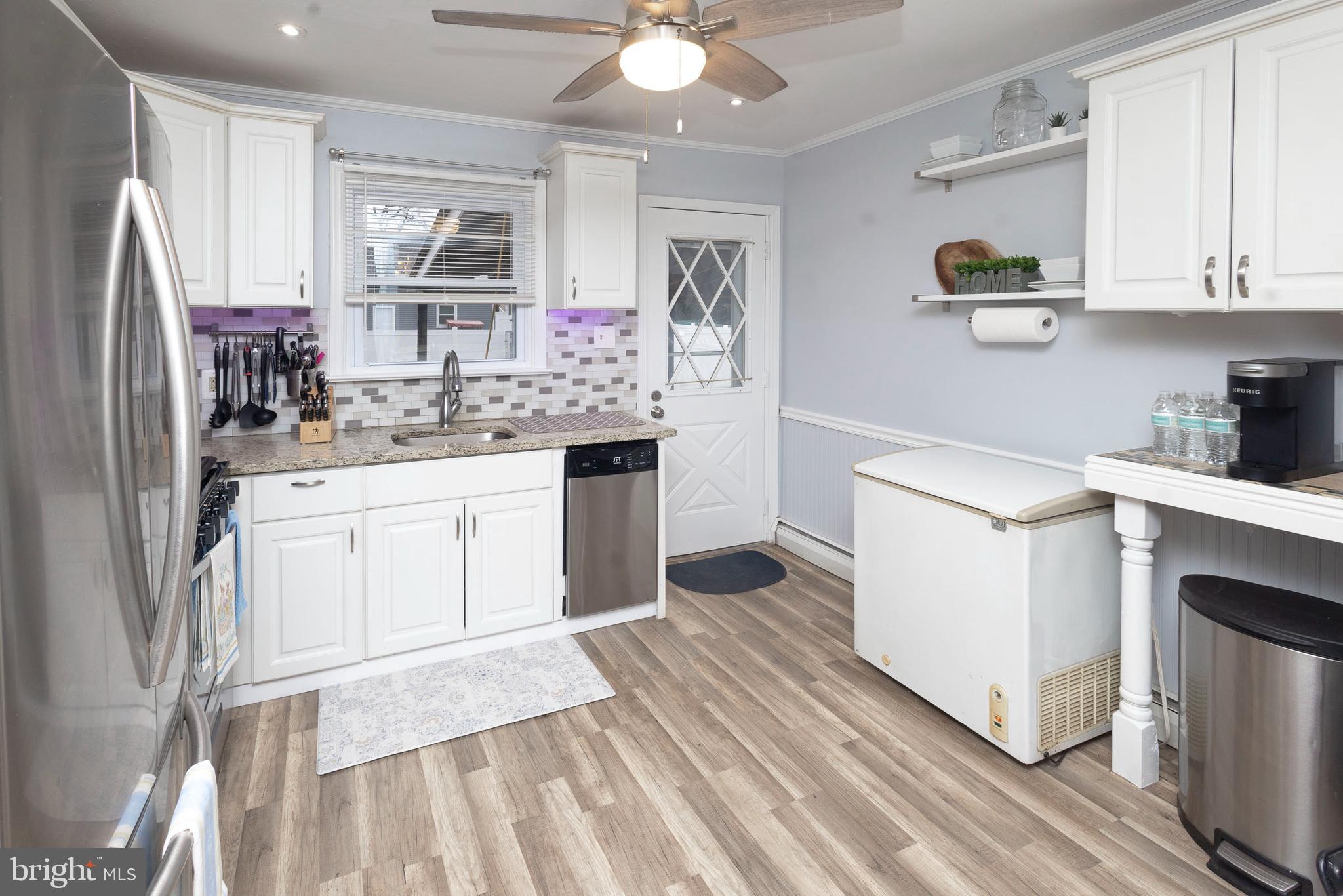 135 Buttonwood Drive Ewing, NJ 08638 - Photo 7 of 31