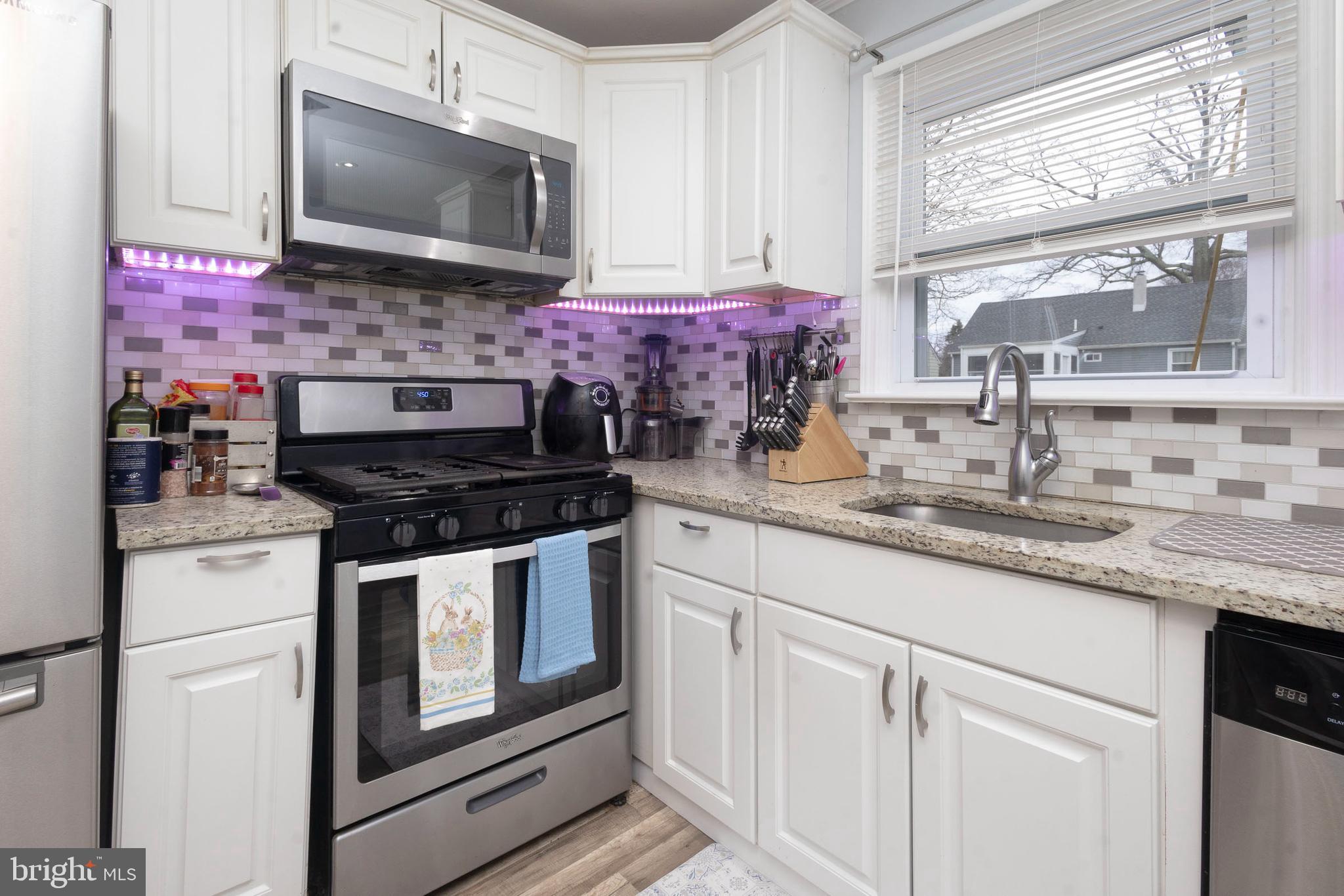 135 Buttonwood Drive Ewing, NJ 08638 - Photo 9 of 31