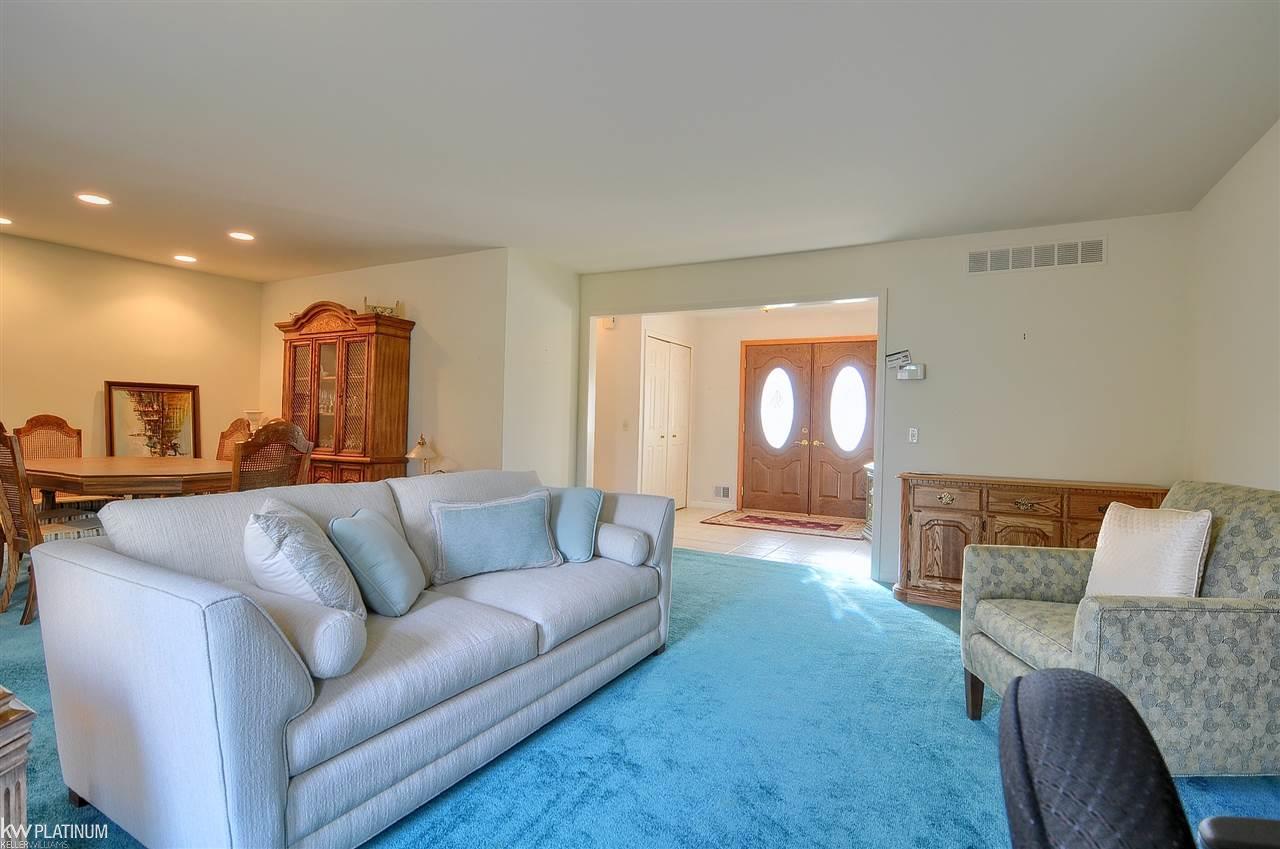 1646 Sumac Drive Rochester Hills, MI 48309 - Photo 11 of 37