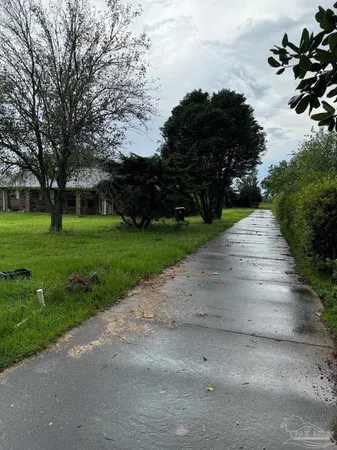 $895,000 | 2141 N Highway, Molino, FL 32577