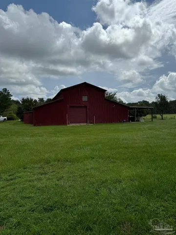 a view of a large garden with plants