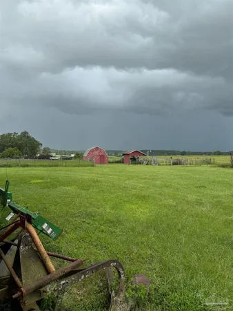 $895,000 | 2141 N Highway, Molino, FL 32577