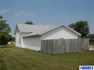 425 North Pearl Street Butler, IN 46721 - Photo 7 of 7 Gallery Image 7