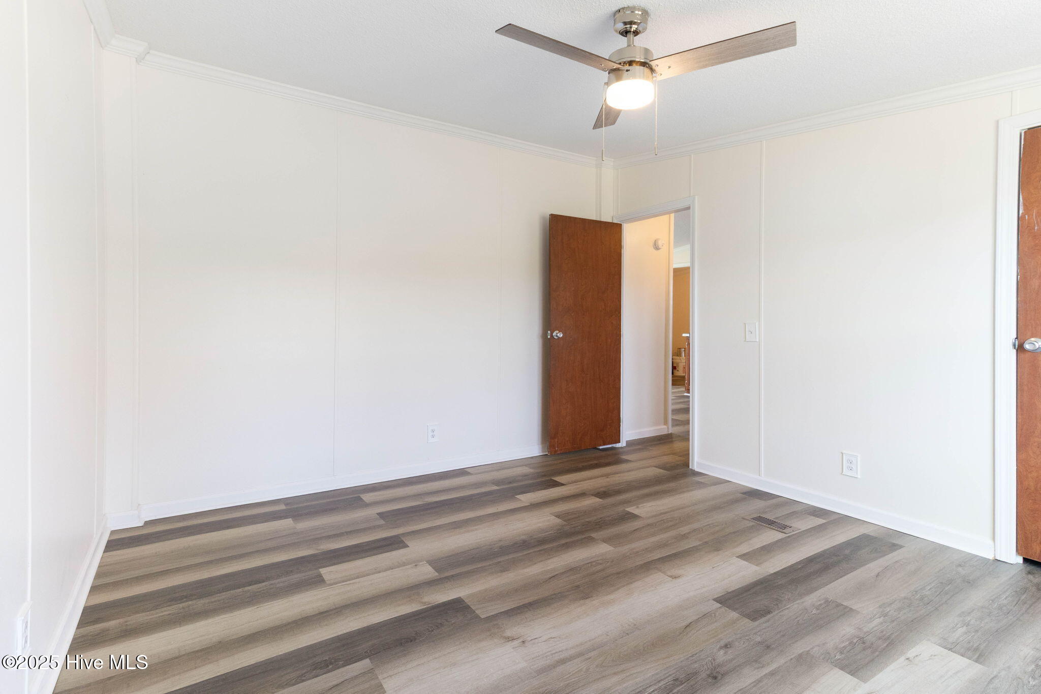 4570 Project Road Northwest Ash, NC 28420 - Photo 27 of 34 Bedroom 3