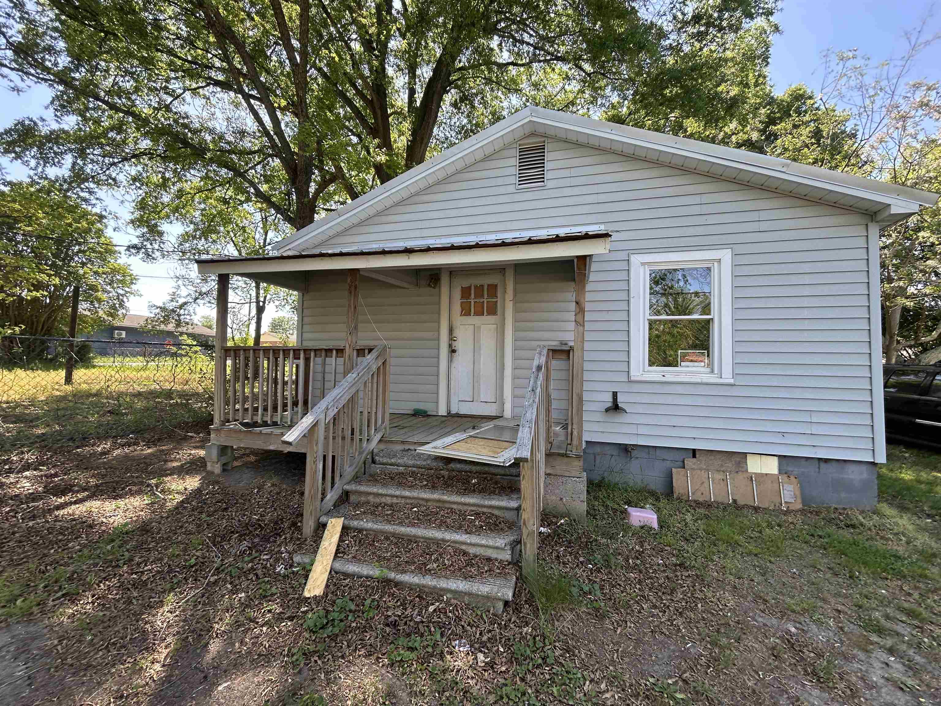 104 Gertrude Street Gaffney, SC 29340 - Photo 2 of 14