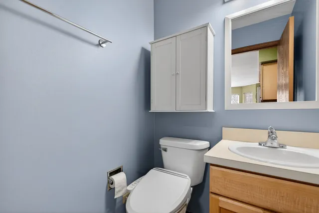 $275,000 | 1089 Quaker Hill Court, Unit 1089, Elgin, IL 60120