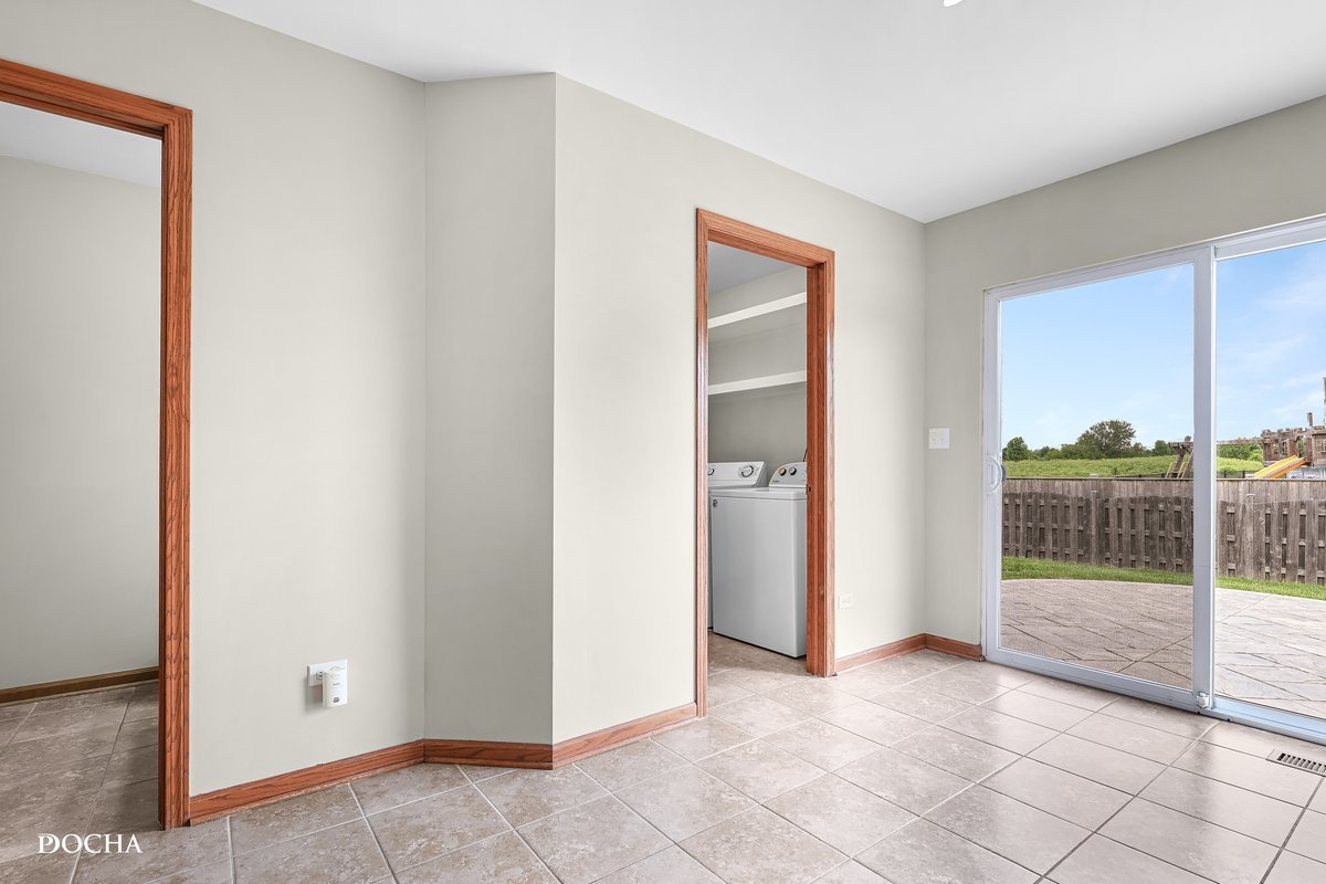 2413 Roxbury Lane Montgomery, IL 60538 - Photo 8 of 22