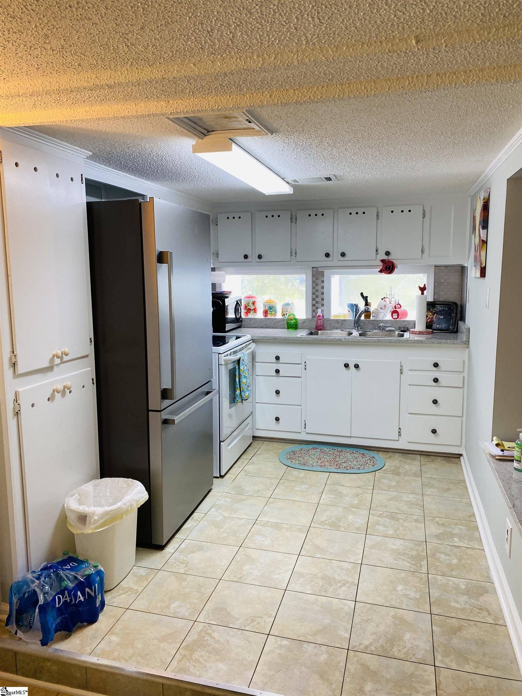 123 Bent Road Greenwood, SC 29649 - Photo 5 of 33 Gallery Image 5