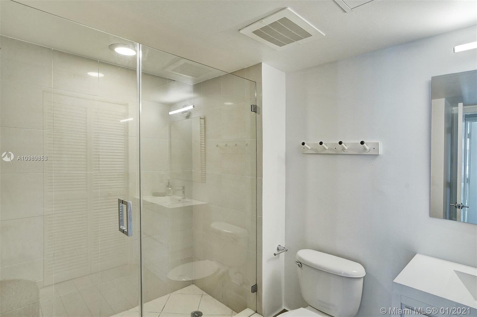 1111 Southwest 1st Avenue, Unit 721N Miami, FL 33130 - Photo 15 of 39