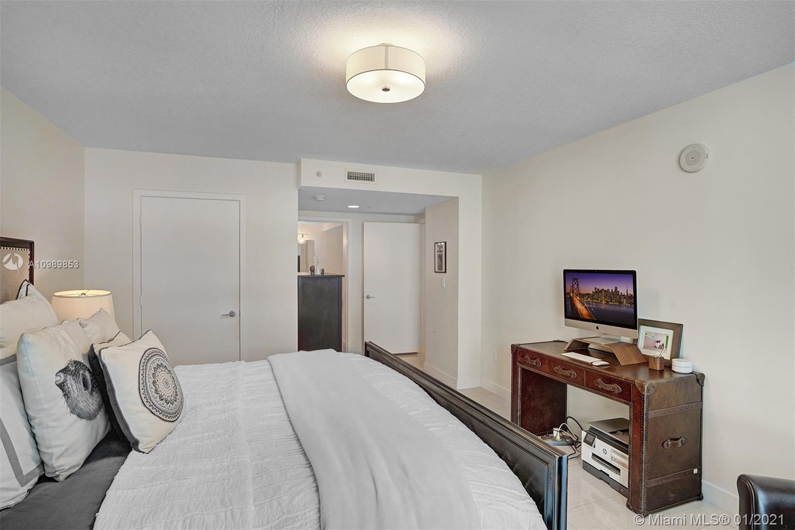 1111 Southwest 1st Avenue, Unit 721N Miami, FL 33130 - Photo 26 of 39