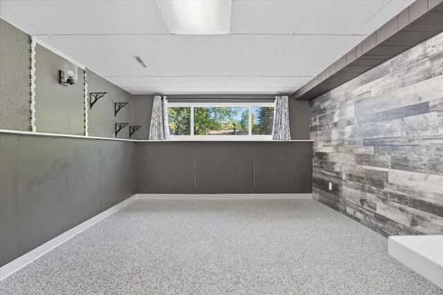 $3,250 | 830 Russell Avenue, Winthrop Harbor, IL 60096