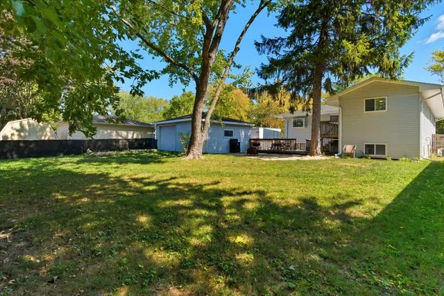 $3,250 | 830 Russell Avenue, Winthrop Harbor, IL 60096