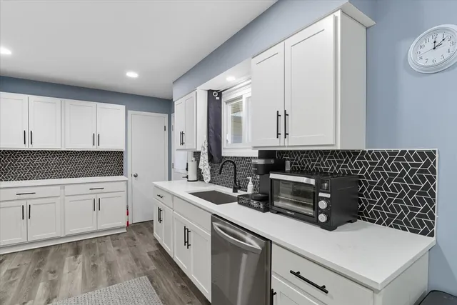 $3,250 | 830 Russell Avenue, Winthrop Harbor, IL 60096