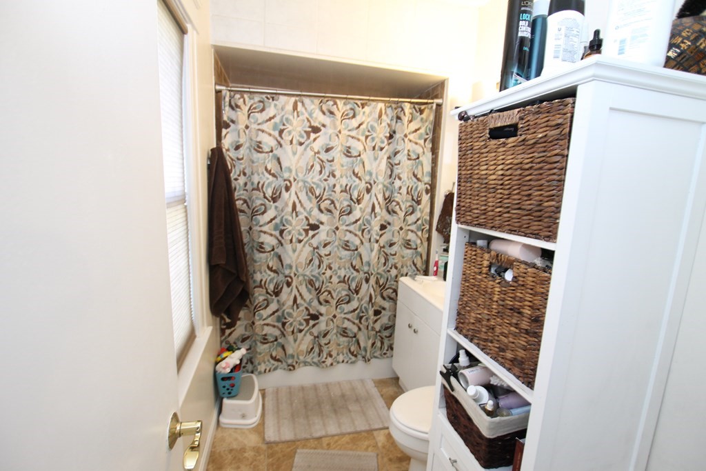 71 Chilmark Street Worcester, MA 01604 - Photo 11 of 17 Gallery Image 11