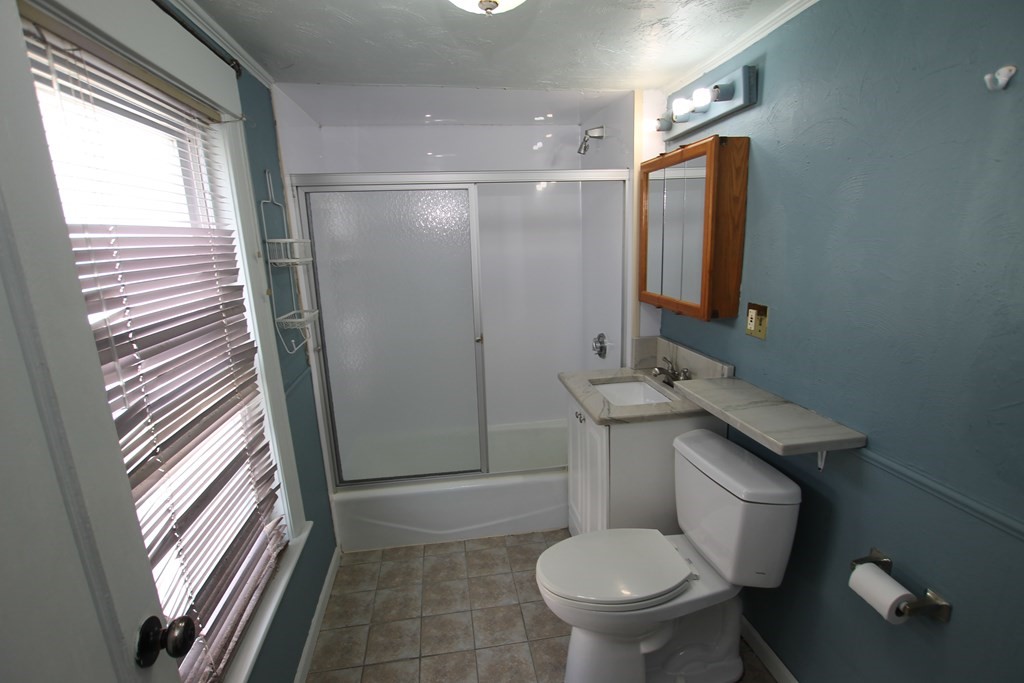 71 Chilmark Street Worcester, MA 01604 - Photo 17 of 17 Gallery Image 17