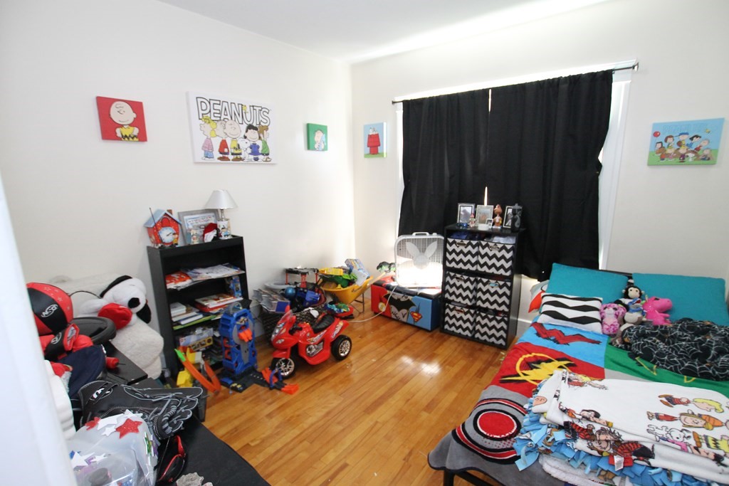 71 Chilmark Street Worcester, MA 01604 - Photo 10 of 17 Gallery Image 10