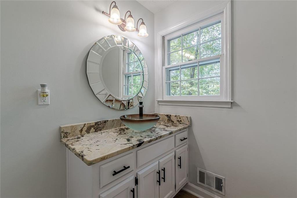 2011 Old Peachtree Road Northwest Duluth, GA 30097 - Photo 9 of 37