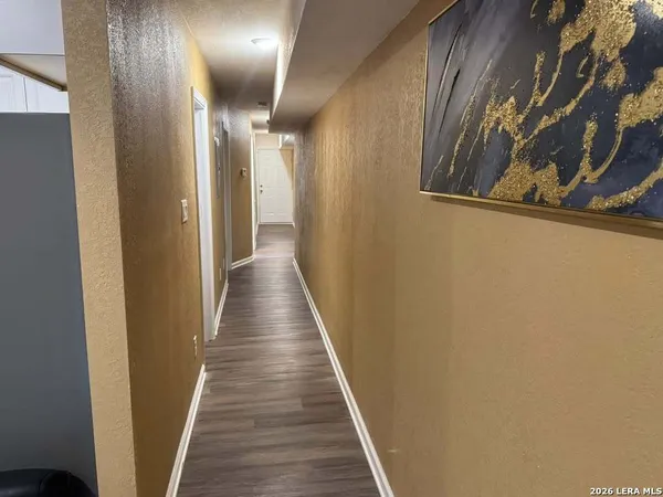 $1,175 | 422 Gulf, San Antonio, TX 78202