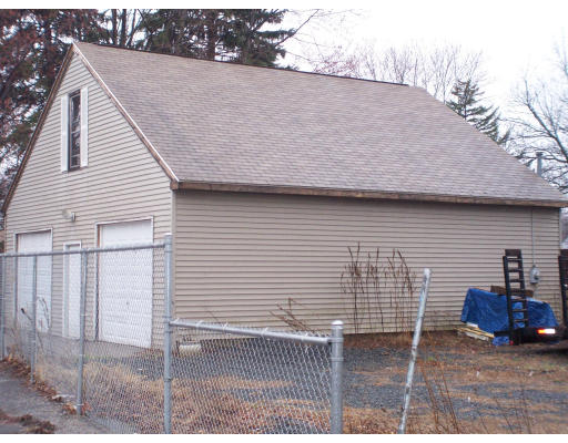 4 Ralph Street Feeding Hills, MA 01030 - Photo 5 of 17 Gallery Image 5