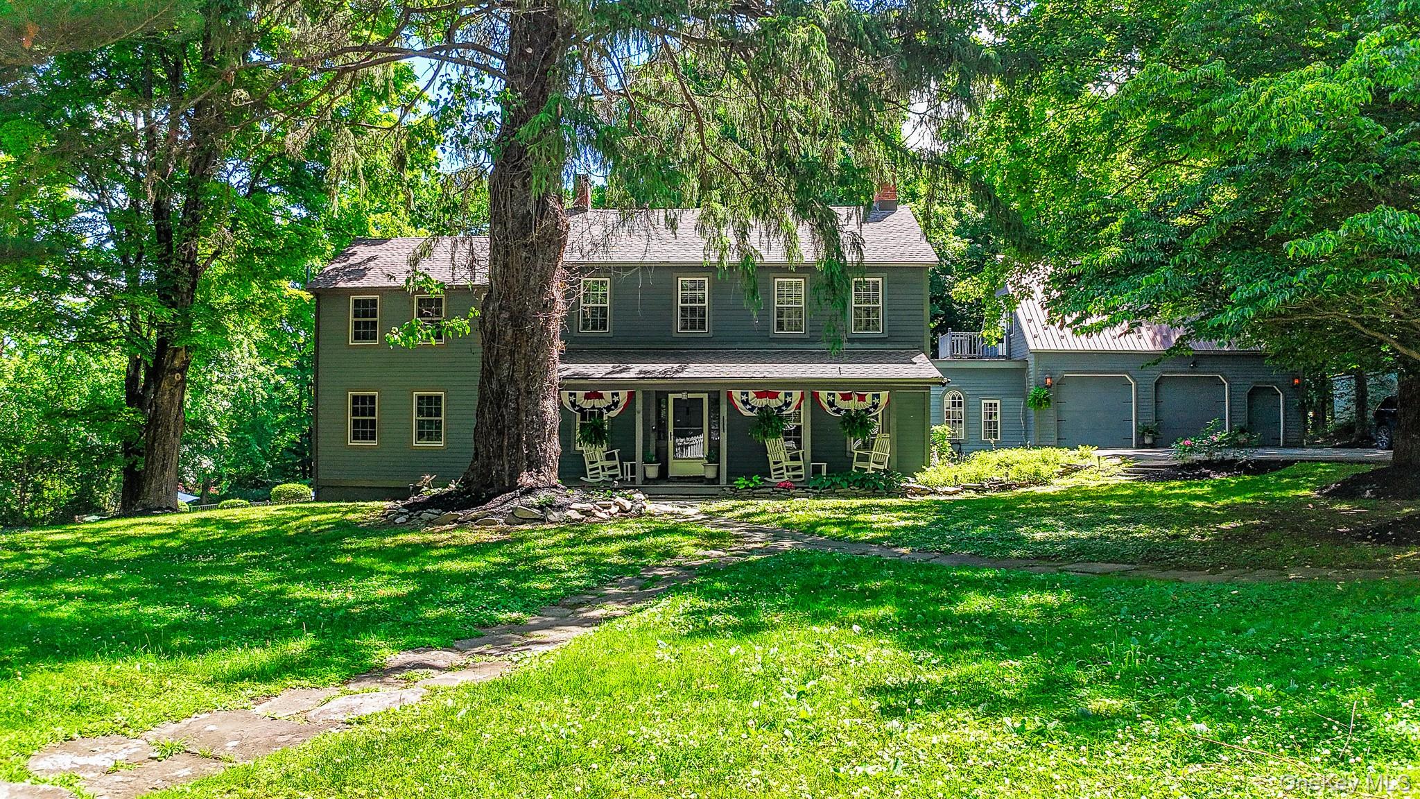 195 Pressler Road Wallkill, NY 12589 - Photo 2 of 47 House and Front yard