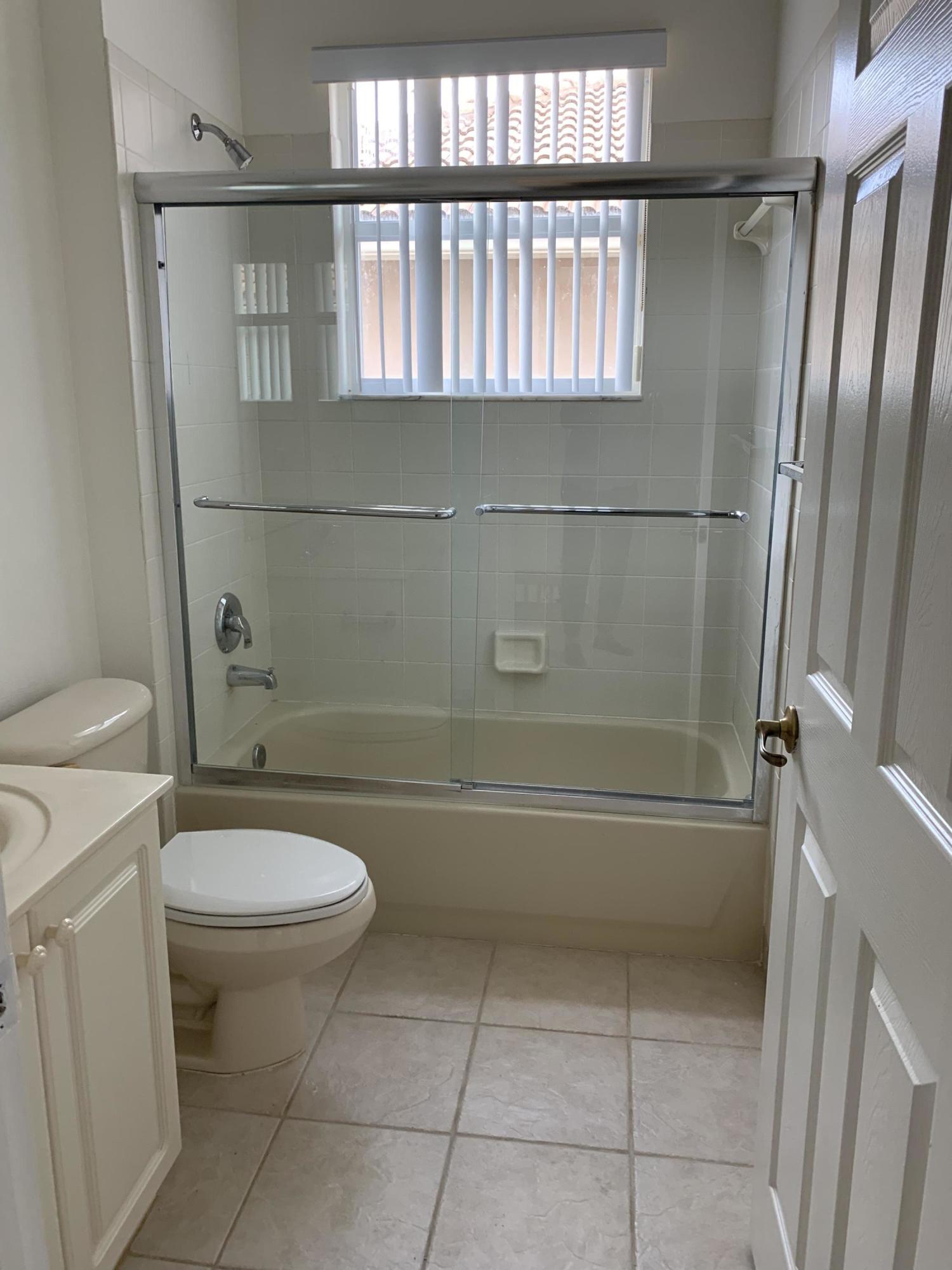 11152 Laurel Walk Road Wellington, FL 33449 - Photo 13 of 19 IMG_4972