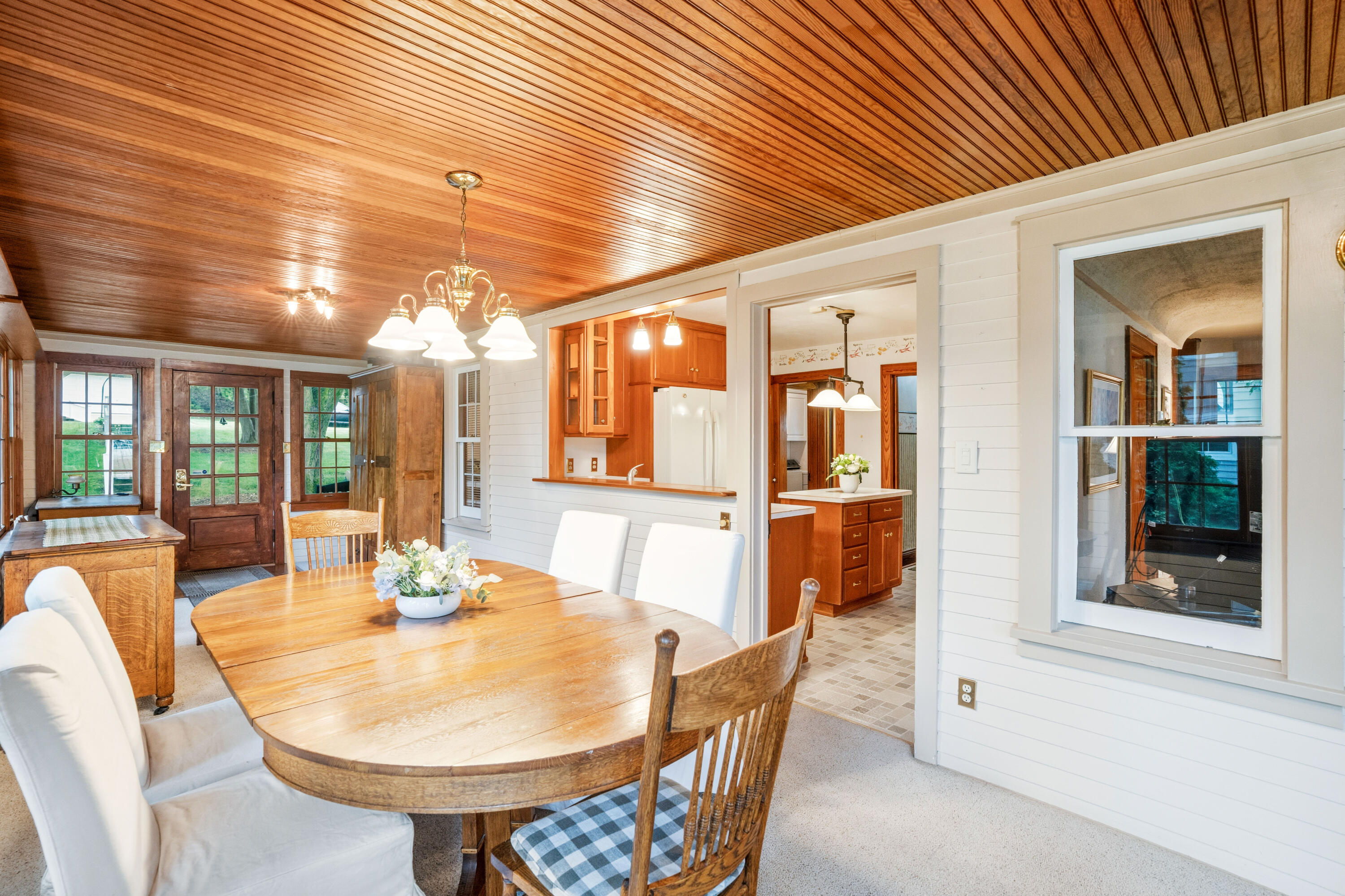 4727 Fontana Beach Road Polk, WI 53086 - Photo 20 of 54 dining room