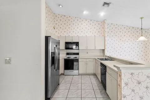 $579,000 | 10001 Country Brook Road, Boca Raton, FL 33428