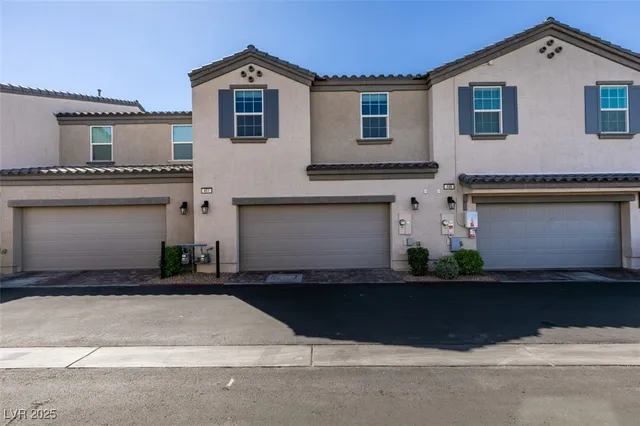 $349,999 | 451 Filaree Place, Henderson, NV 89015