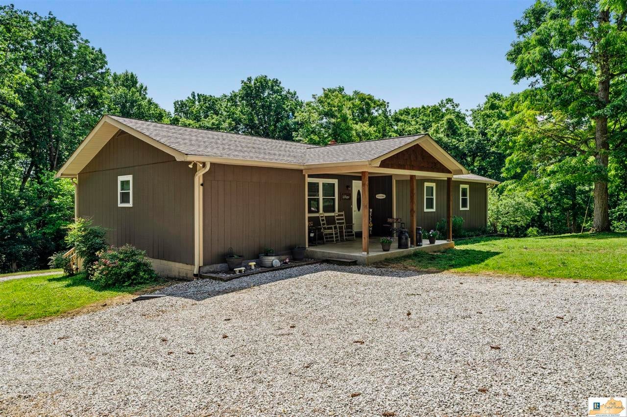 232 Patton Terrace Road Glasgow, KY 42141 - Photo 3 of 29 Gallery Image 3