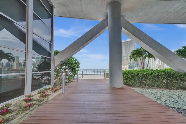$659,000 | 888 Biscayne Boulevard, Unit 509, Miami, FL 33132