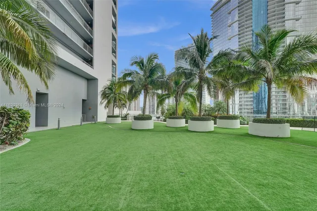 $659,000 | 888 Biscayne Boulevard, Unit 509, Miami, FL 33132