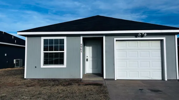 $1,100 | 8907 Terrell Avenue, Lubbock, TX 79423