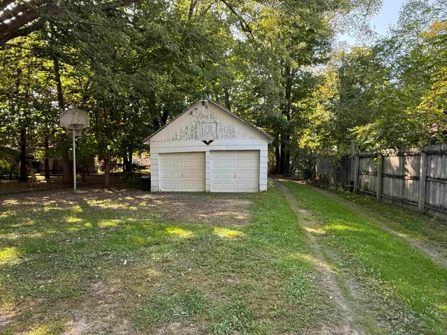 $139,980 | 325 North Wisconsin Street, Berlin, WI 54923