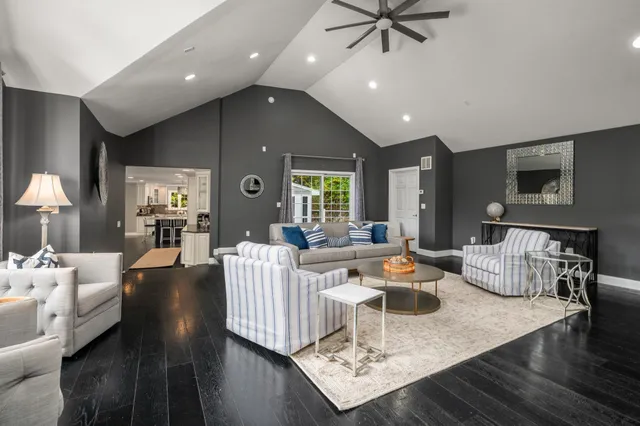 $999,900 | 16 Autumn Woods Road, Salem, NH 03079