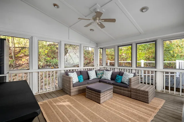 $999,900 | 16 Autumn Woods Road, Salem, NH 03079