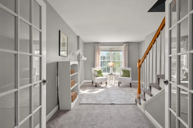 $999,900 | 16 Autumn Woods Road, Salem, NH 03079