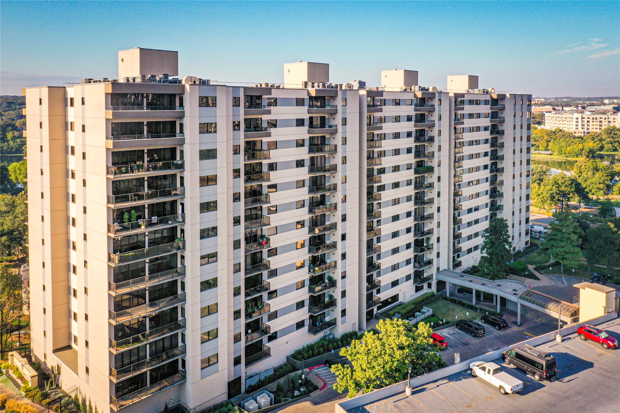 40 North Interstate Highway 35, Unit 6C1 Austin, TX 78701 - Photo 9 of 37 a view of a city with tall buildings