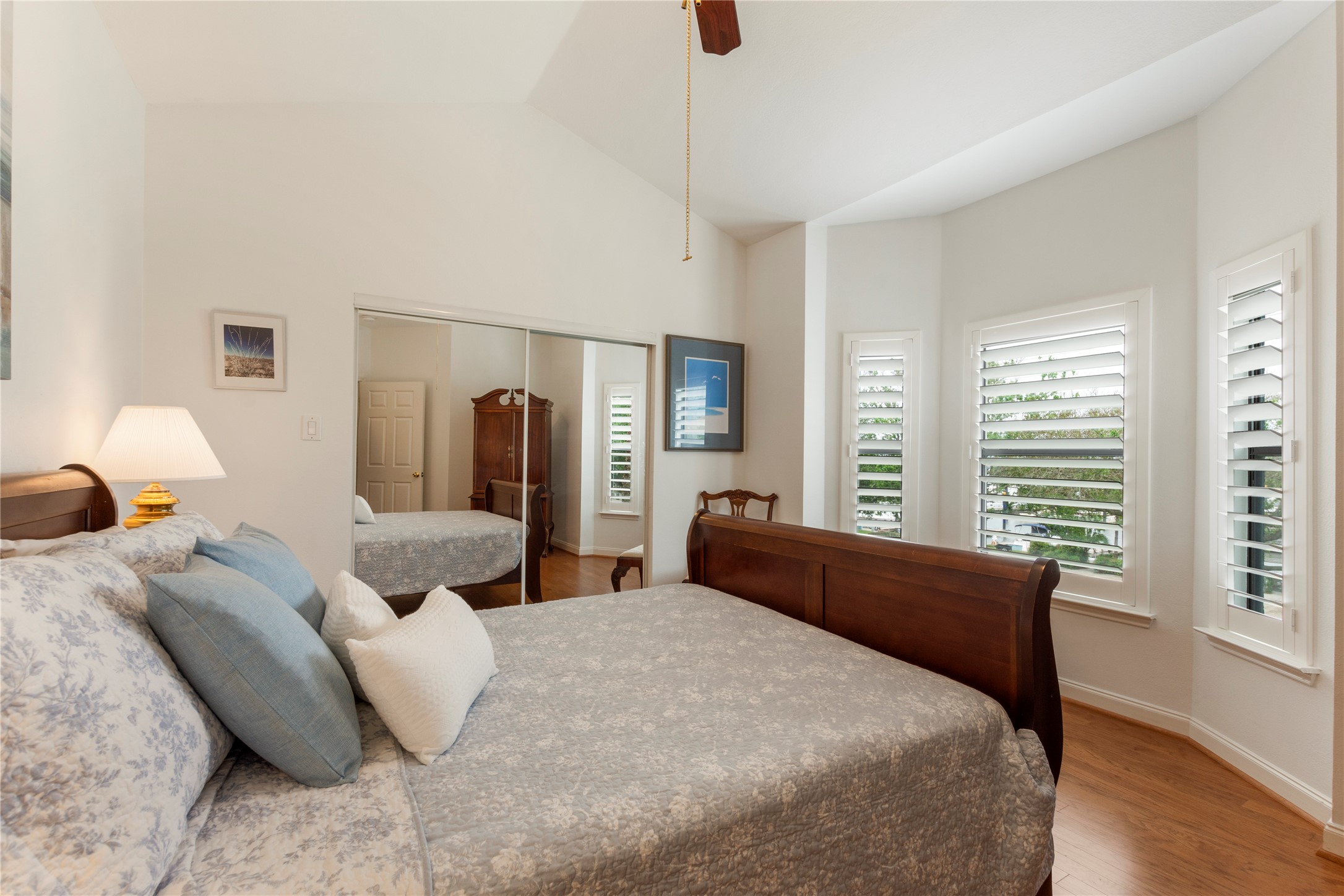 457 Mariners Drive Kemah, TX 77565 - Photo 20 of 25 Third bedroom with marina views