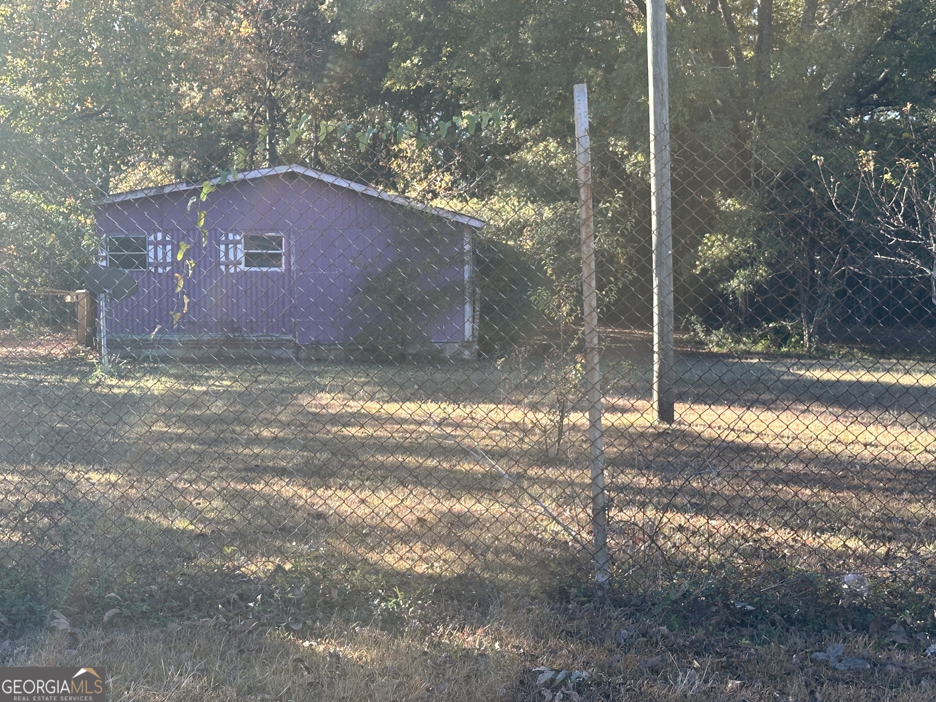 17 Sunset Circle Fort Valley, GA 31030 - Photo 4 of 4 a view of a house with a yard