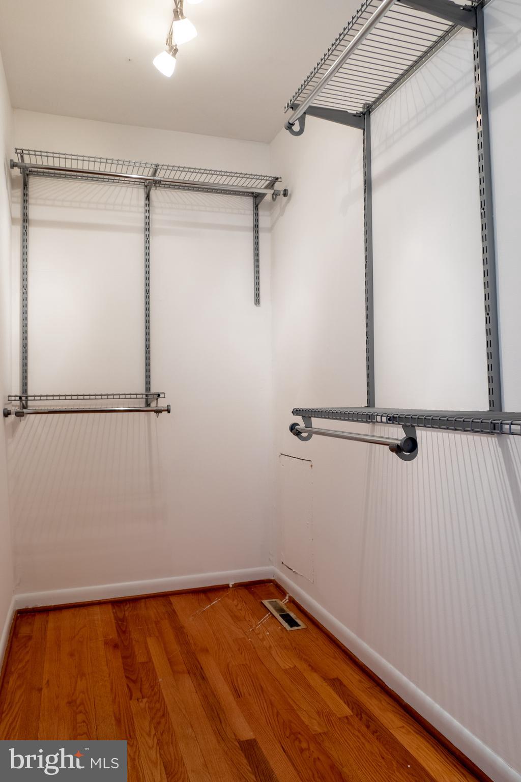 1807 Keymar Road Edgewater, MD 21037 - Photo 14 of 38