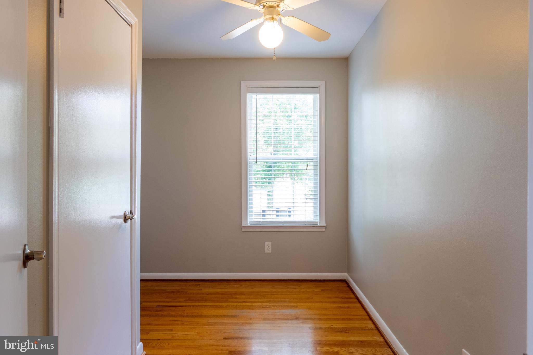 1807 Keymar Road Edgewater, MD 21037 - Photo 17 of 38