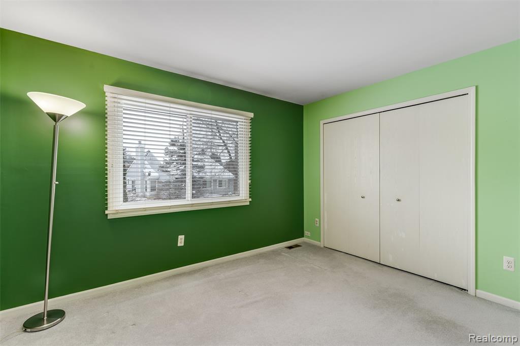 388 Huntington Court Rochester Hills, MI 48307 - Photo 20 of 37