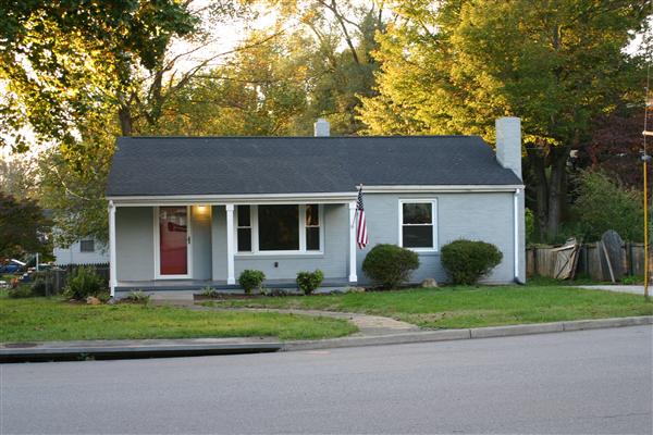 2313 Carlton Road Southwest Roanoke, VA 24015 - Photo 1 of 29 img_0688_37730_S