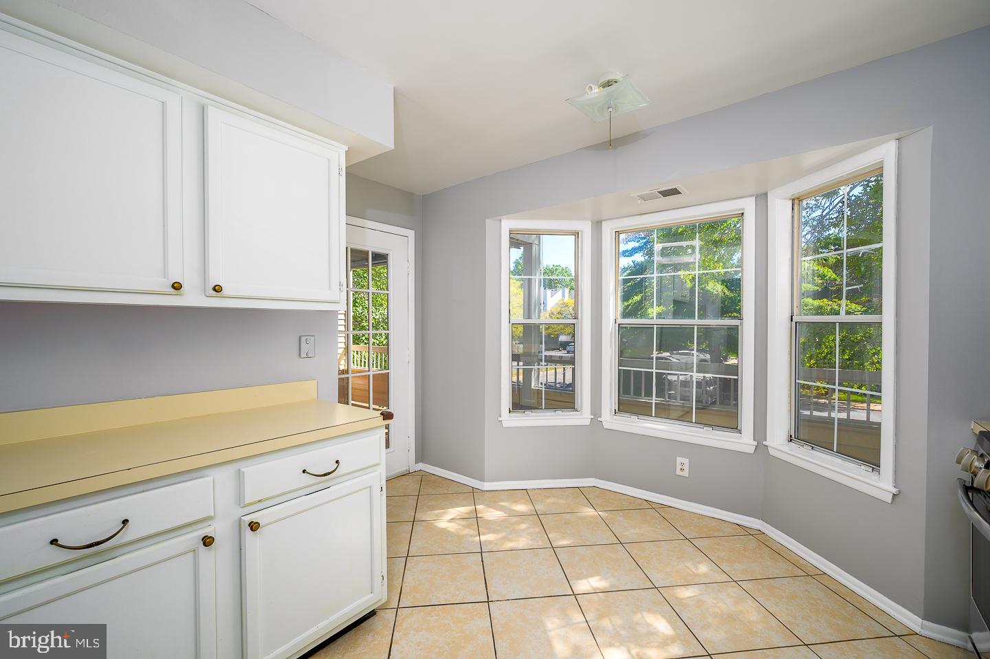 115 Cascade Court, Unit 7 Princeton, NJ 08540 - Photo 18 of 27 a view of an empty room with a window